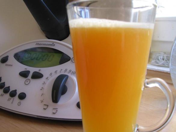 Napój pomarańczowo-grejpfrutowy