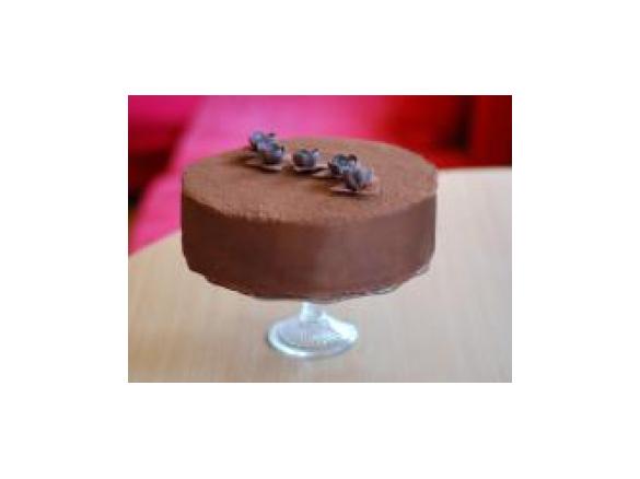 Tort czekoladowo-bezowy