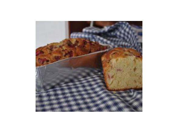 Ciasto maślankowe z rabarbarem 