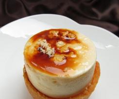 Keto serniczek z musem truskawkowym