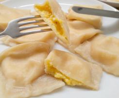 Pierogi z dynią i trzema serami