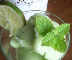 Błyskawiczny sorbet miętowo-limonkowy