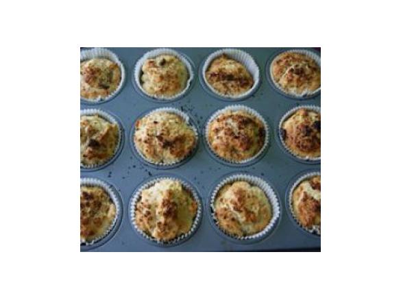 MUFINKI Z ZIELONA HERBATĄ I CYTRYNĄ