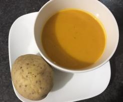 Pikantna zupa dyniowa z mleczkiem kokosowym