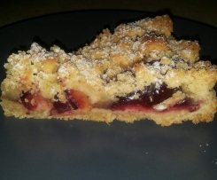 śliwkowiec na kruchym z kruszonką