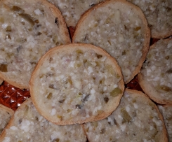 Śląska sałatka z śledzia i słoniny "HEKELE"