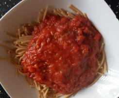 Sos Marinara - wersja dietetyczna - przepis na jedną porcję (405 kcal z 70 g makaronu pełnoziarnistego)