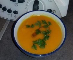 Zupa z dynii z ryżem