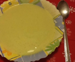 Zupa z selera naciowego z łososiem