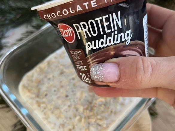 Owsianka wiśniowo-czekoladowa