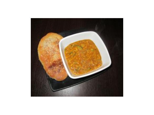 Kurczak po indyjsku z cukinią