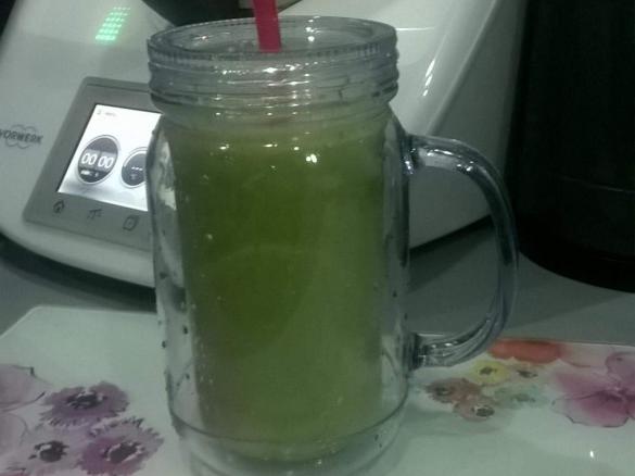 koktajl z płatków jaglanych 