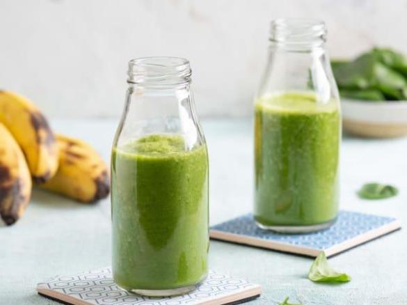 ZIELONY SZEJK JARMUŻOWY paula