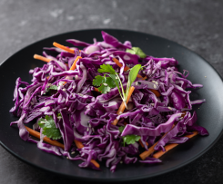 Surówka z czerwonej kapusty