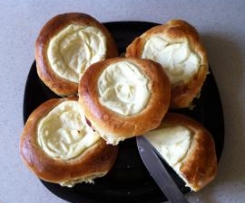 Drożdżówki z serem