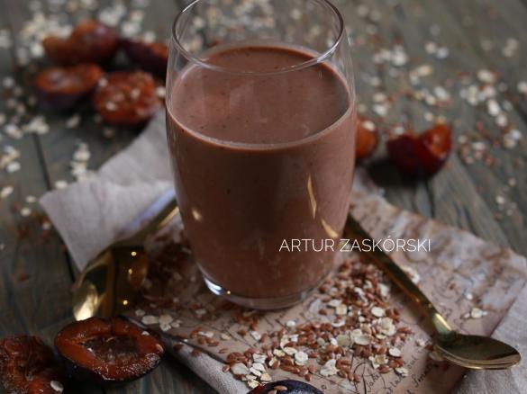 KOKTAJL ŚLIWKOWO-CZEKOLADOWY