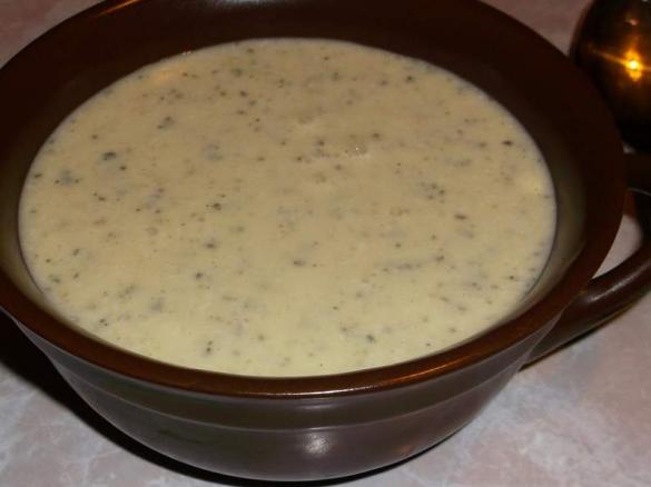 Krem z cukinii z mozzarellkami