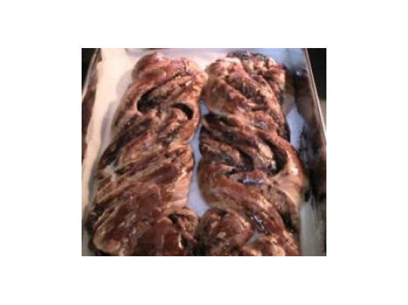 Strucla z powidłami śliwkowymi