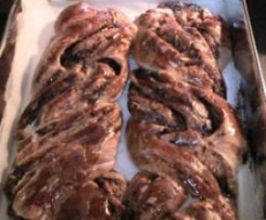 Strucla z powidłami śliwkowymi