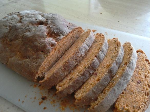 Pomarańczowy chlebek prosto z Italii