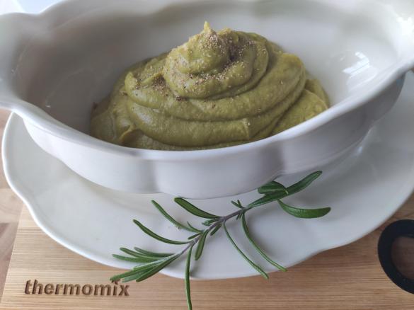 PUREE Z ZIELONEGO GROSZKU