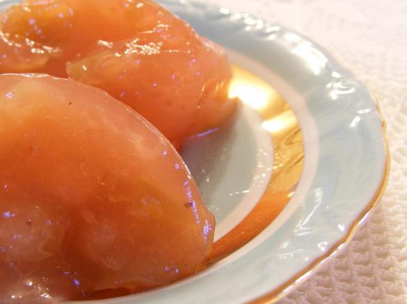 Dżem brzoskwiniowy z bazyliową nutką