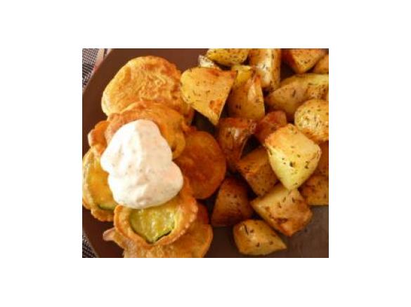 Cukinia w cieście z pieczonymi ziemniakami :-)