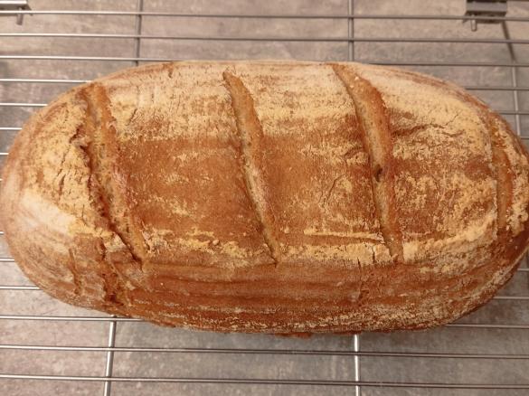 Chleb wiejski na zakwasie i drożdżach