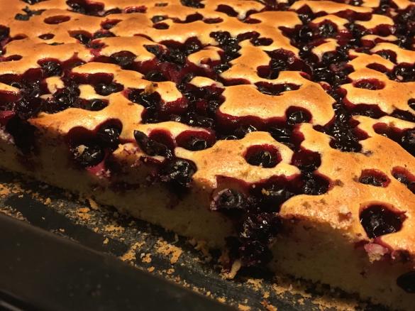 Ciasto lane z owocami