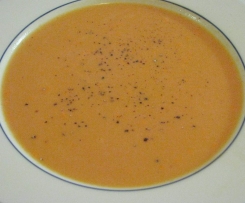 Zupa pomidorowo - jogurtowa