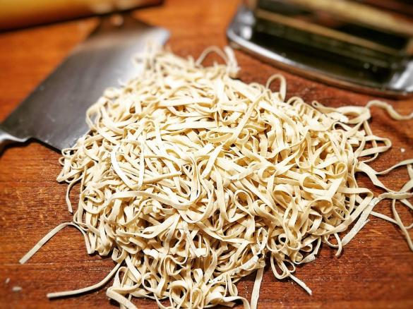 MAKARON DO RAMEN Z WODĄ KANSUI (ALKALICZNĄ)