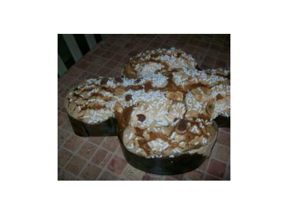 Włoska Colomba Pasquale z zabajone