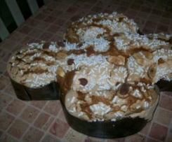 Włoska Colomba Pasquale z zabajone