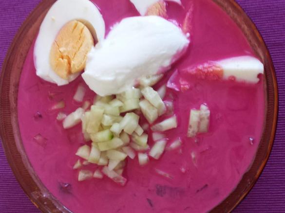 Chłodniczek z buraczków z botwinką