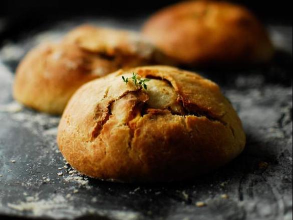 BUŁECZKI Z CHORIZO I BOCZKIEM