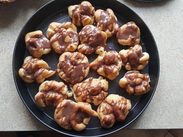 Ptysie z kremem waniliowym