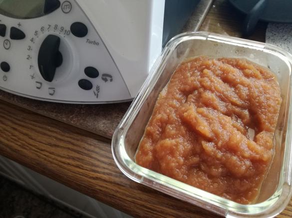 JABŁKA PRAŻONE  ,  MUS JABŁOKOWY