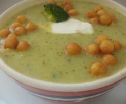 Zupa krem brokułowa z dodatkami