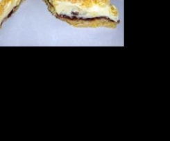 Mazurska Pychotka z orzechami i kremem karpatka