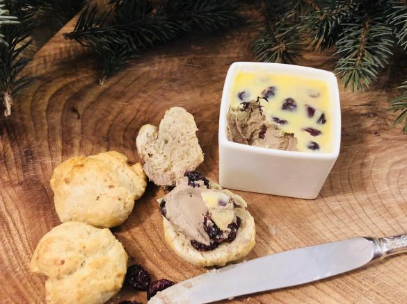 krem z wątróbki z żurawiną