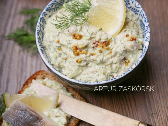 PASTA ŚLEDZIOWA A'LA HEKELE