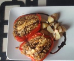 Papryka nadziewana mięsem i kaszą jaglaną