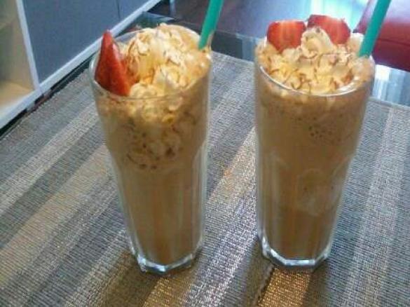 Kawa mrożona z lodami