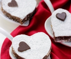 BROWNIE Z ORZECHAMI – WALENTYNKOWE