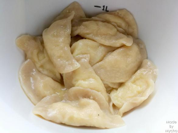 Ciasto na pierogi wg Karola Okrasy