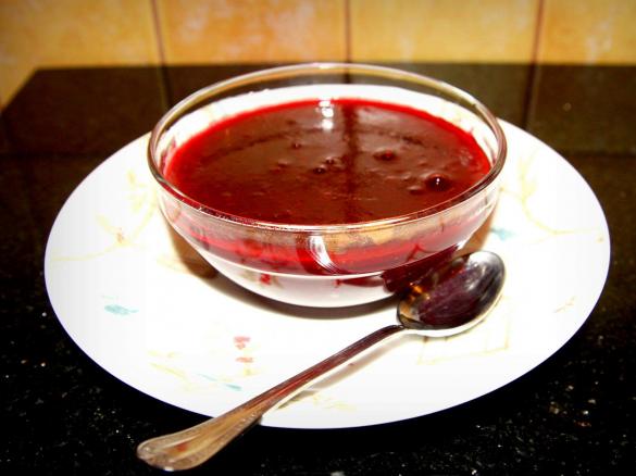 Dżem wiśniowy z nutą kardamonu i cynamonu