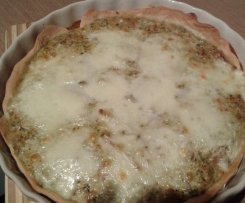 Tarta z brokułami, suszonymi pomidorami i pieczarkami