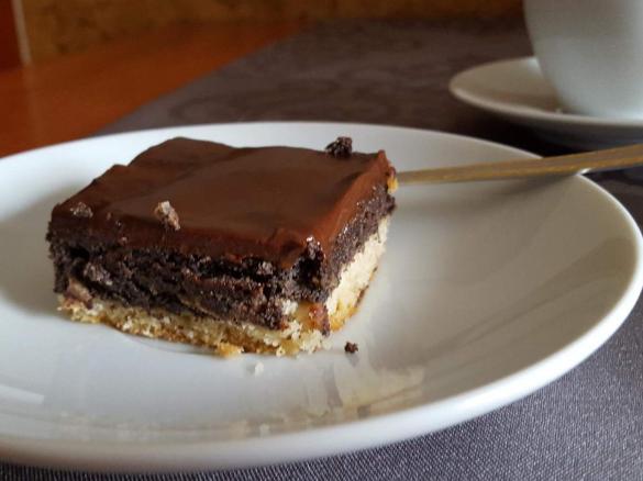 Makowiec na cieście kruchym