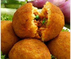 Arancini SICILIANI con ragu - ryżowe kulki z nadzieniem