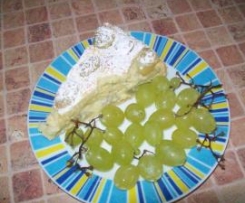 Jesienne ciasto z bialymi winogronami